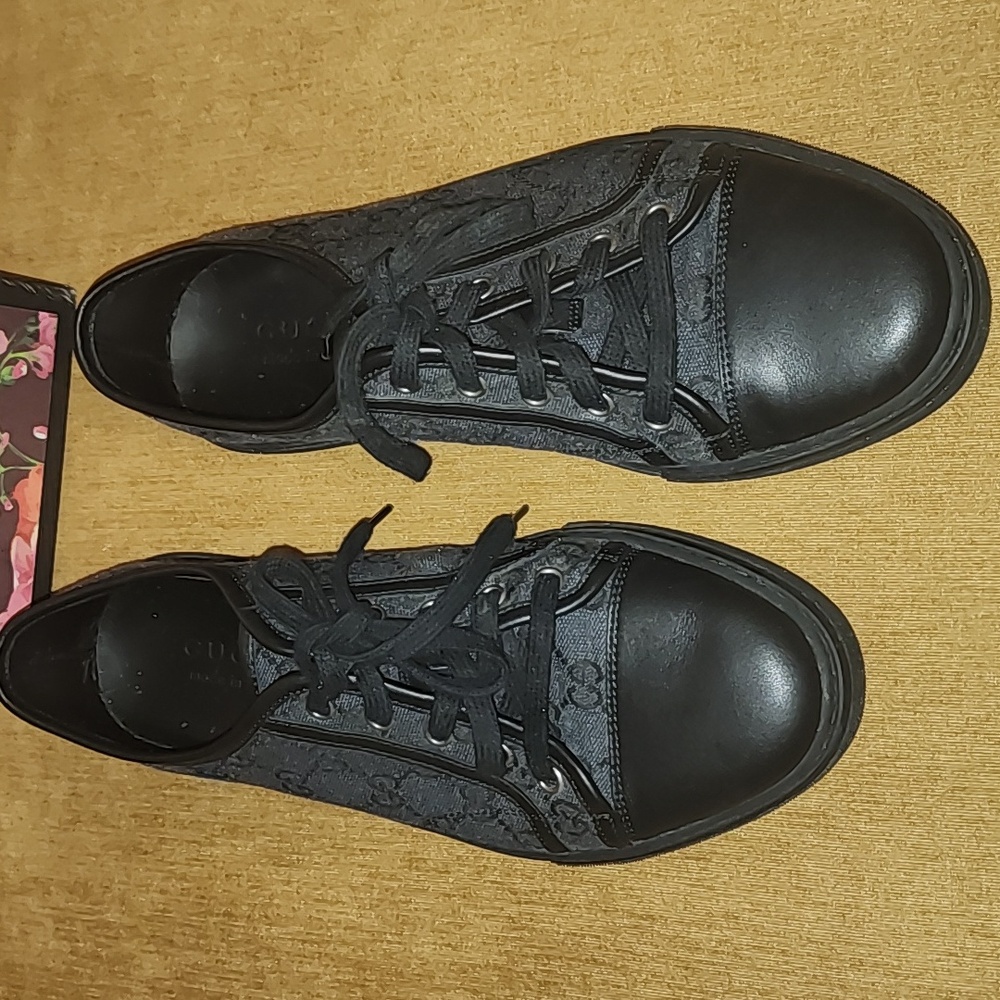 Gucci Men' Sneakers - Picture 7 of 8